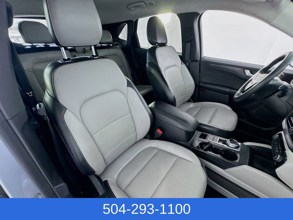Certified 2023 Ford Escape Platinum FWD image 29