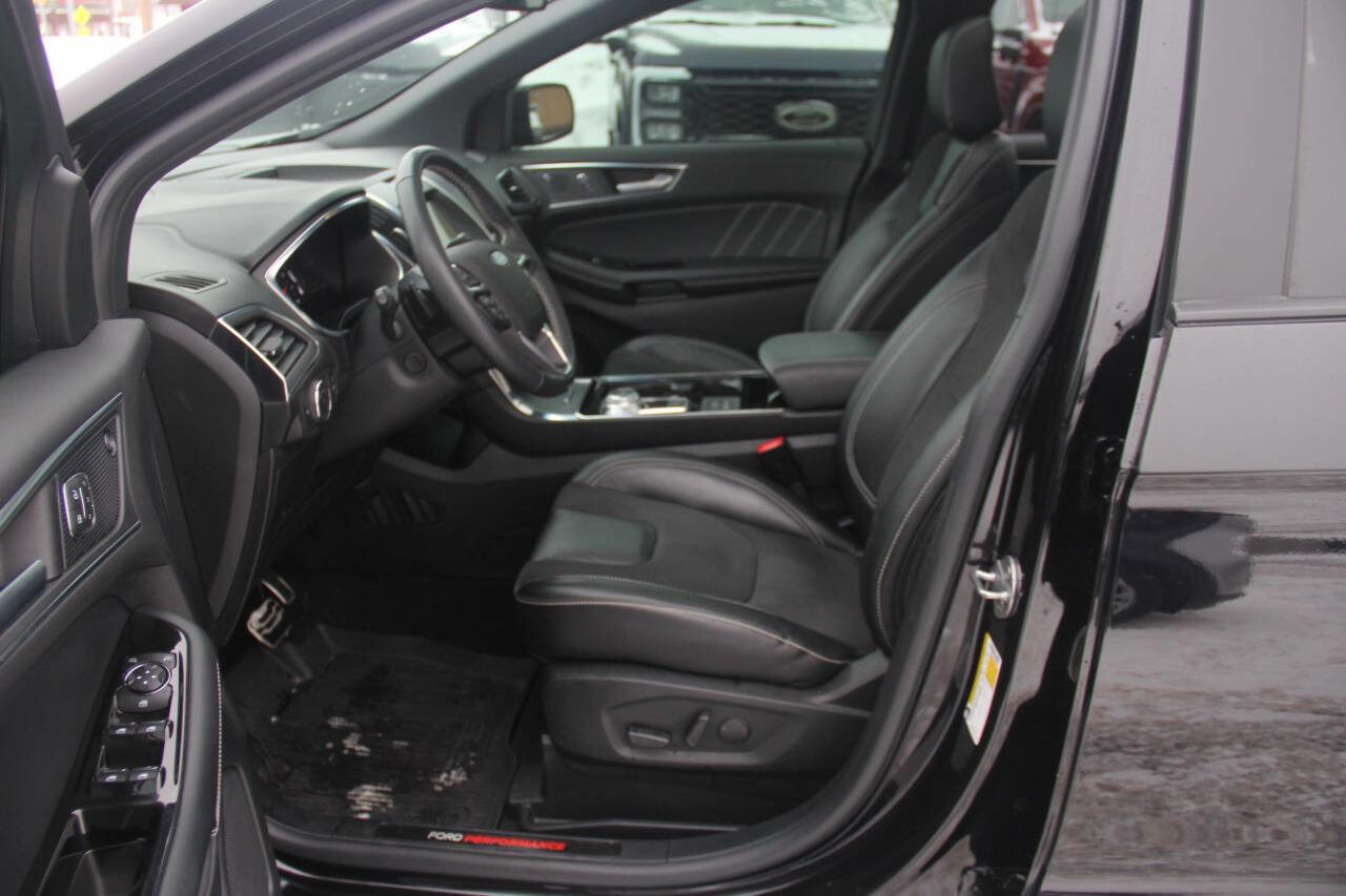 Certified 2020 Ford Edge ST w/ Equipment Group 401A image 29