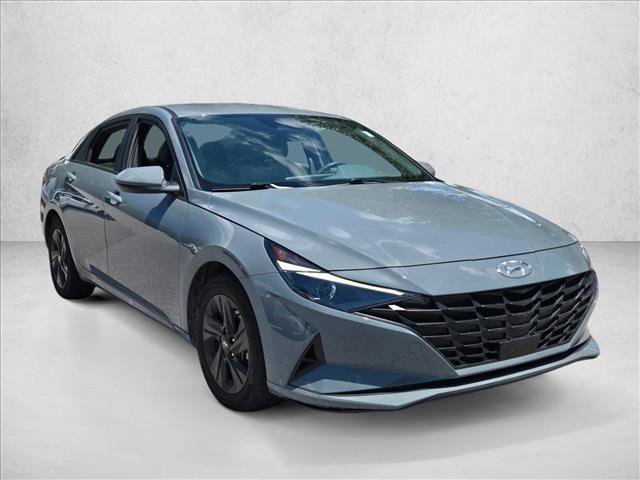 Used 2022 Hyundai Elantra SEL w/ Convenience Package FWD video 3