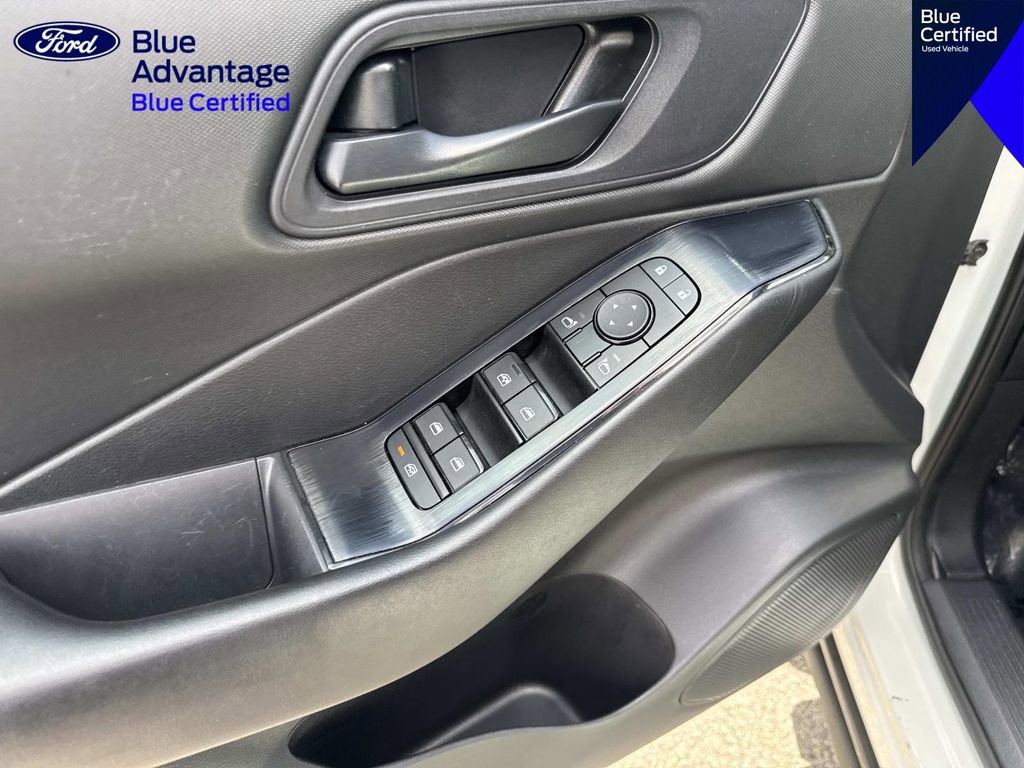 Used 2024 Nissan Rogue S AWD/4WD image 16