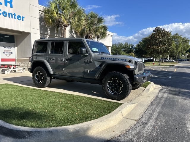 Used 2023 Jeep Wrangler Unlimited Rubicon 4xe w/ Cold Weather Group AWD/4WD image 2