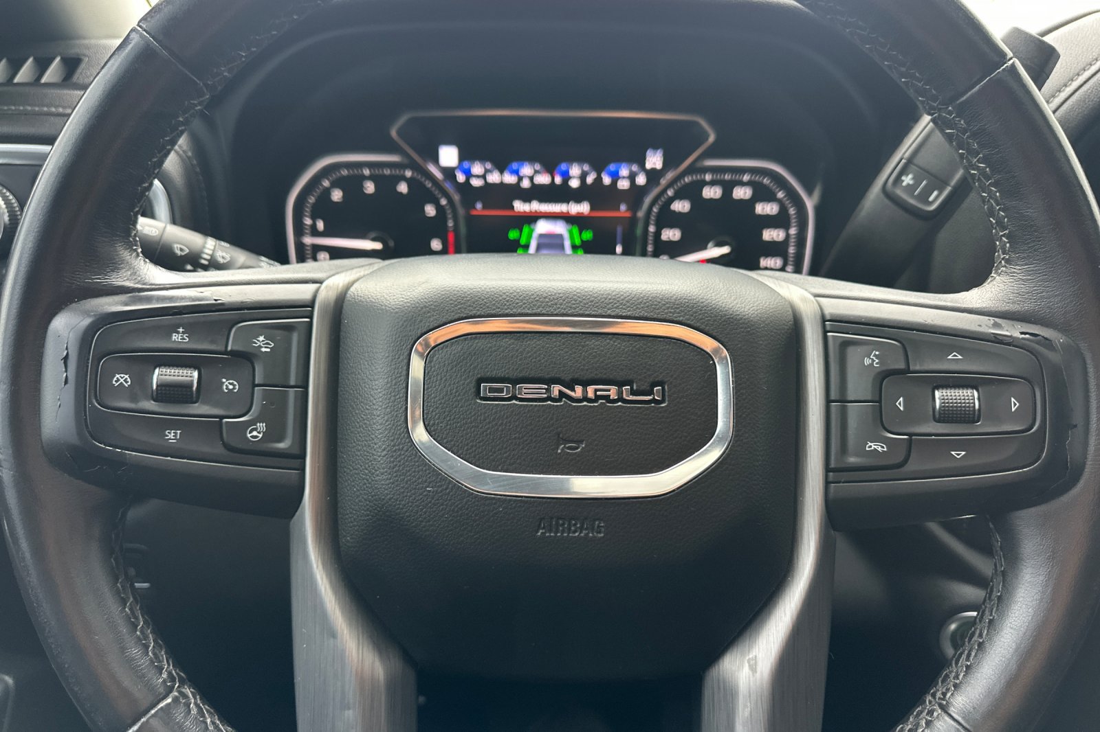 Used 2022 GMC Sierra 2500 Denali w/ Denali Ultimate Package AWD/4WD image 23