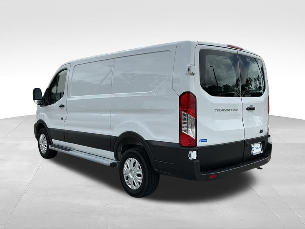 Certified 2025 Ford Transit 250 Low Roof w/ Exterior Upgrade Package RWD image 4