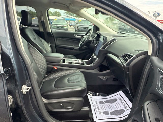 Certified 2023 Ford Edge Titanium w/ Equipment Group 301A AWD/4WD image 34