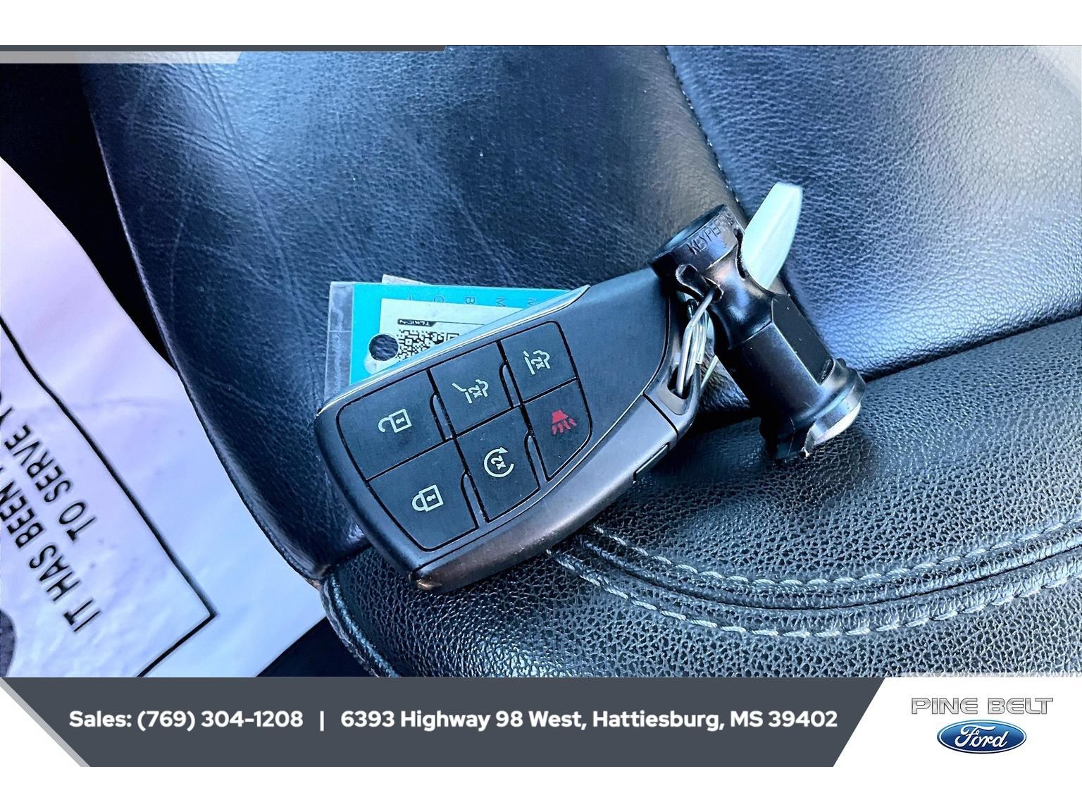 Used 2024 Chevrolet Tahoe LT RWD image 9