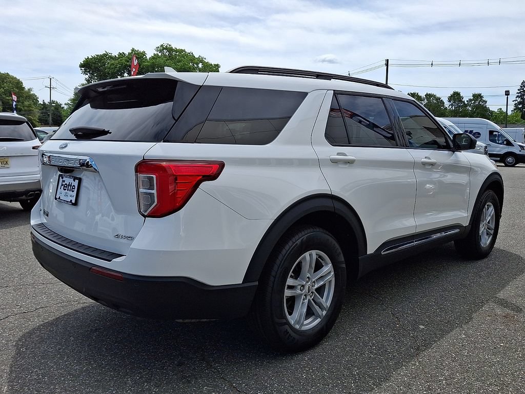 Certified 2024 Ford Explorer XLT AWD/4WD image 4
