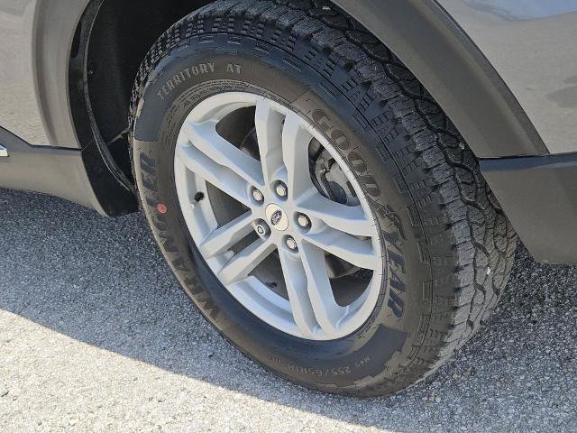 Certified 2024 Ford Explorer XLT w/ Equipment Group 202A AWD/4WD image 7