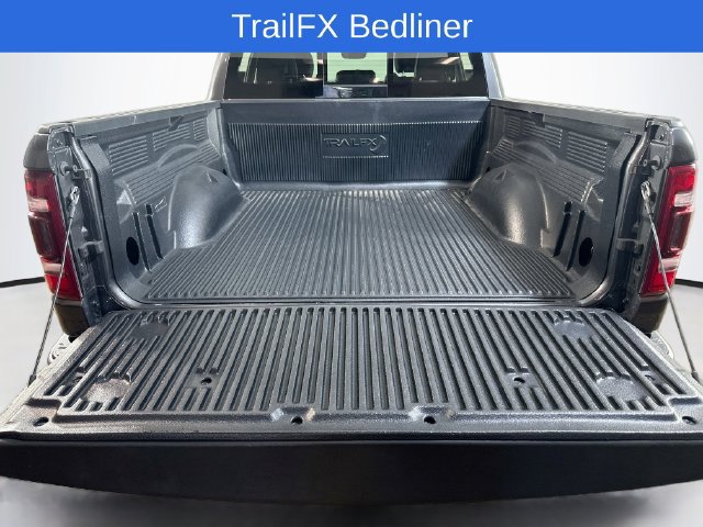 Used 2022 RAM 1500 Laramie AWD/4WD image 11