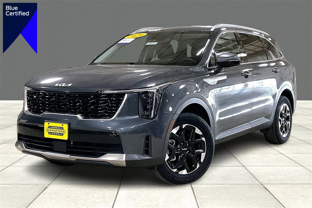 Used 2024 Kia Sorento S