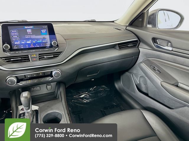 Used 2022 Nissan Altima 2.5 SR FWD image 21