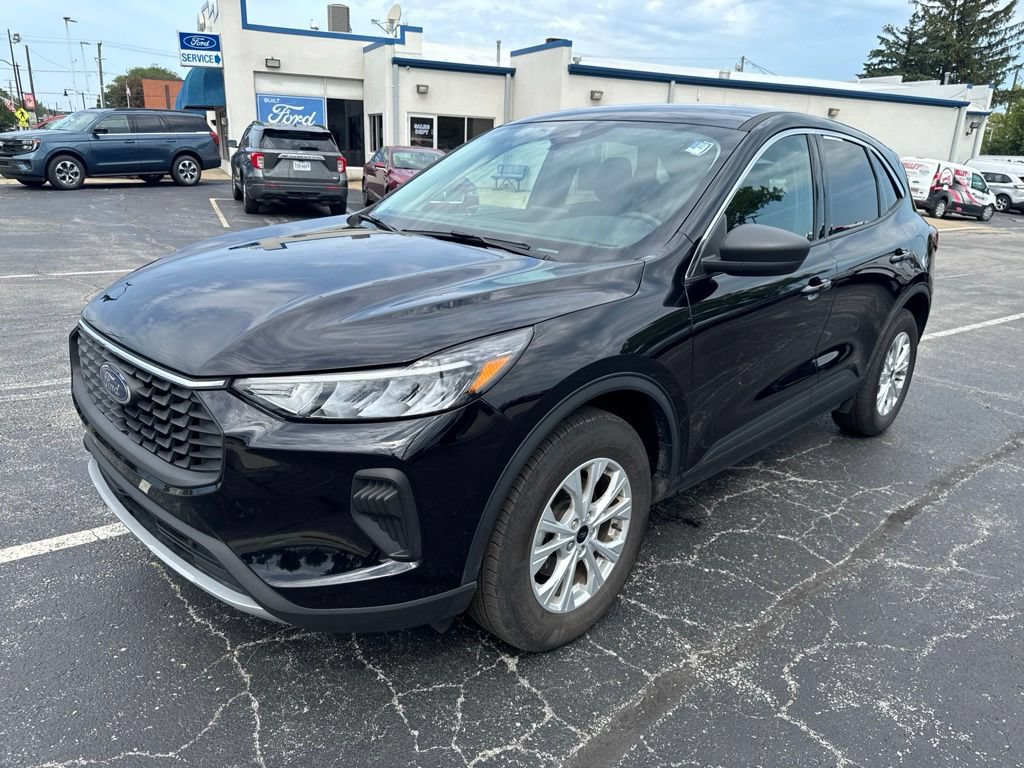 Certified 2024 Ford Escape Active AWD/4WD image 8