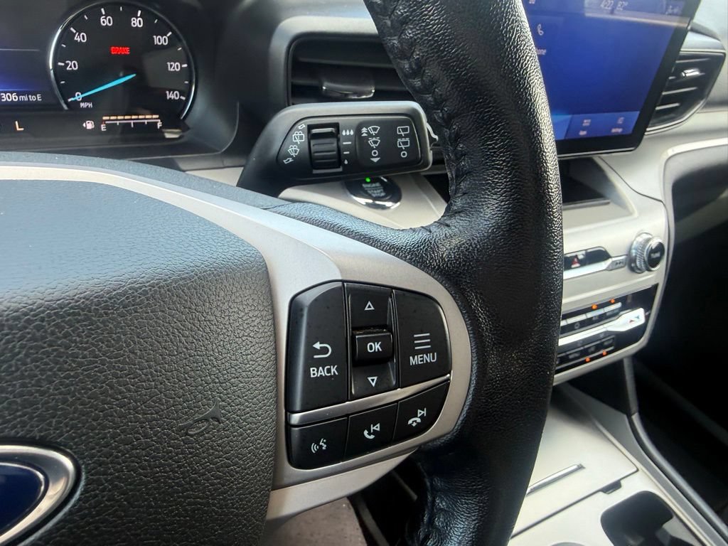 Certified 2021 Ford Explorer XLT RWD image 17