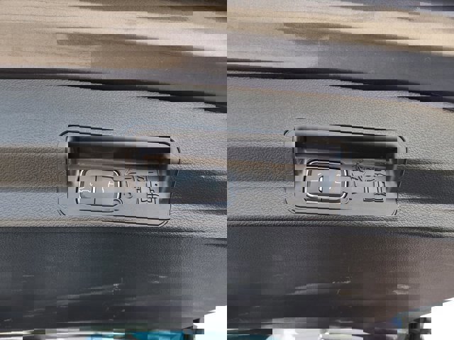 Certified 2024 Ford Explorer XLT w/ Equipment Group 202A image 25