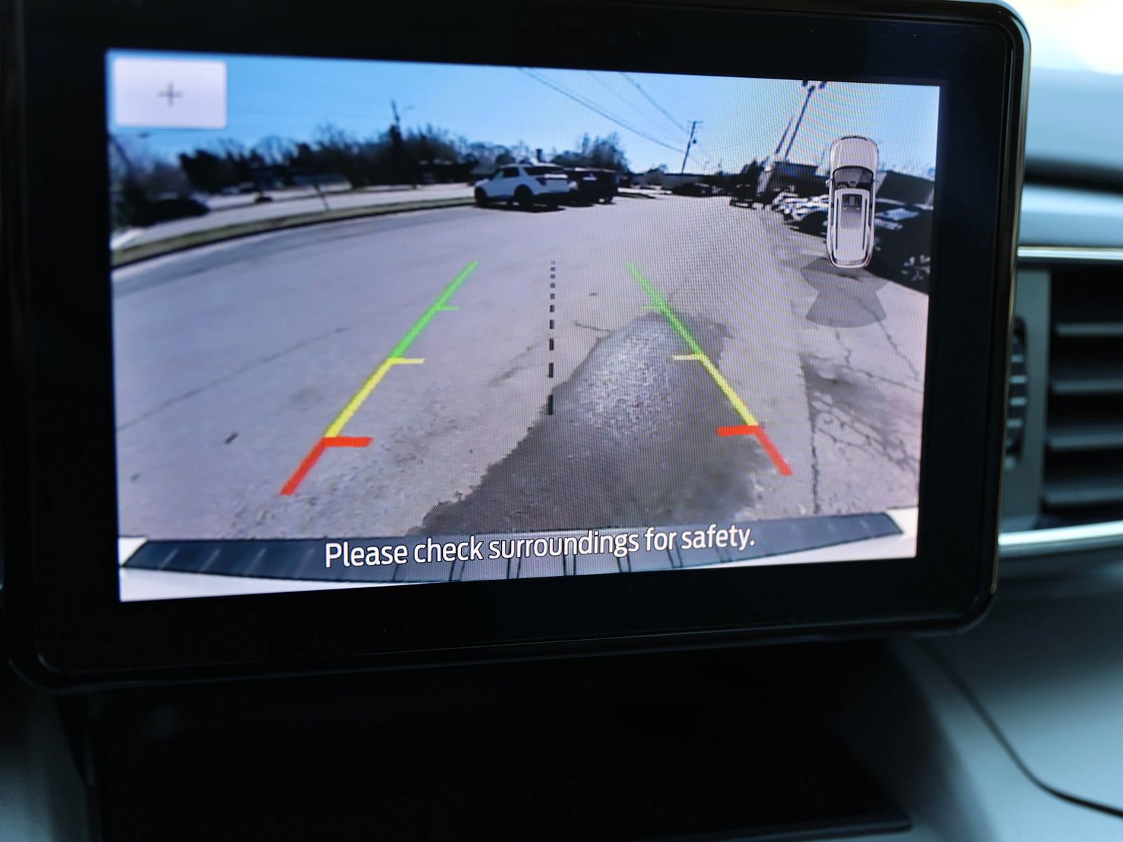 Certified 2023 Ford Explorer XLT w/ Equipment Group 202A image 29