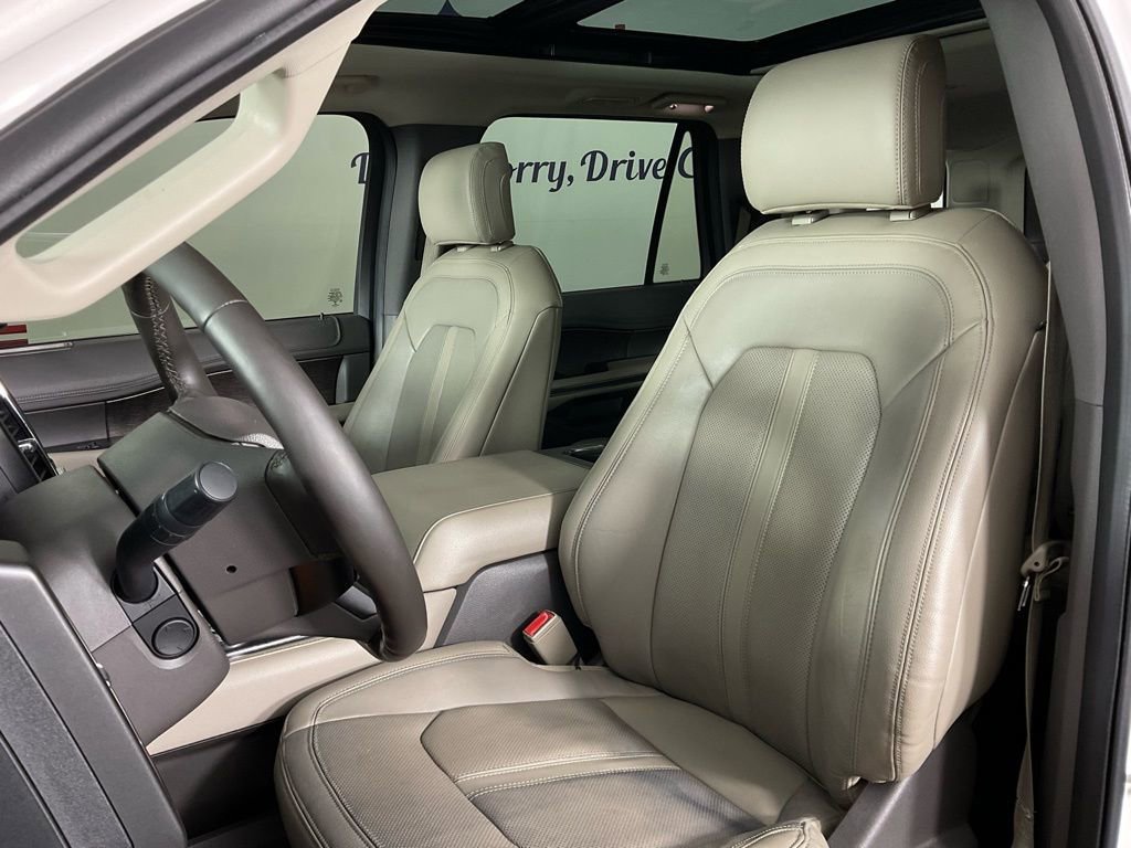 Certified 2018 Ford Expedition Limited w/ Equipment Group 301A image 14