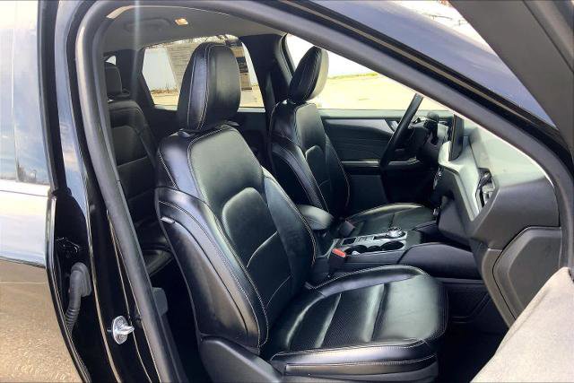 Certified 2023 Ford Escape Platinum AWD/4WD image 8