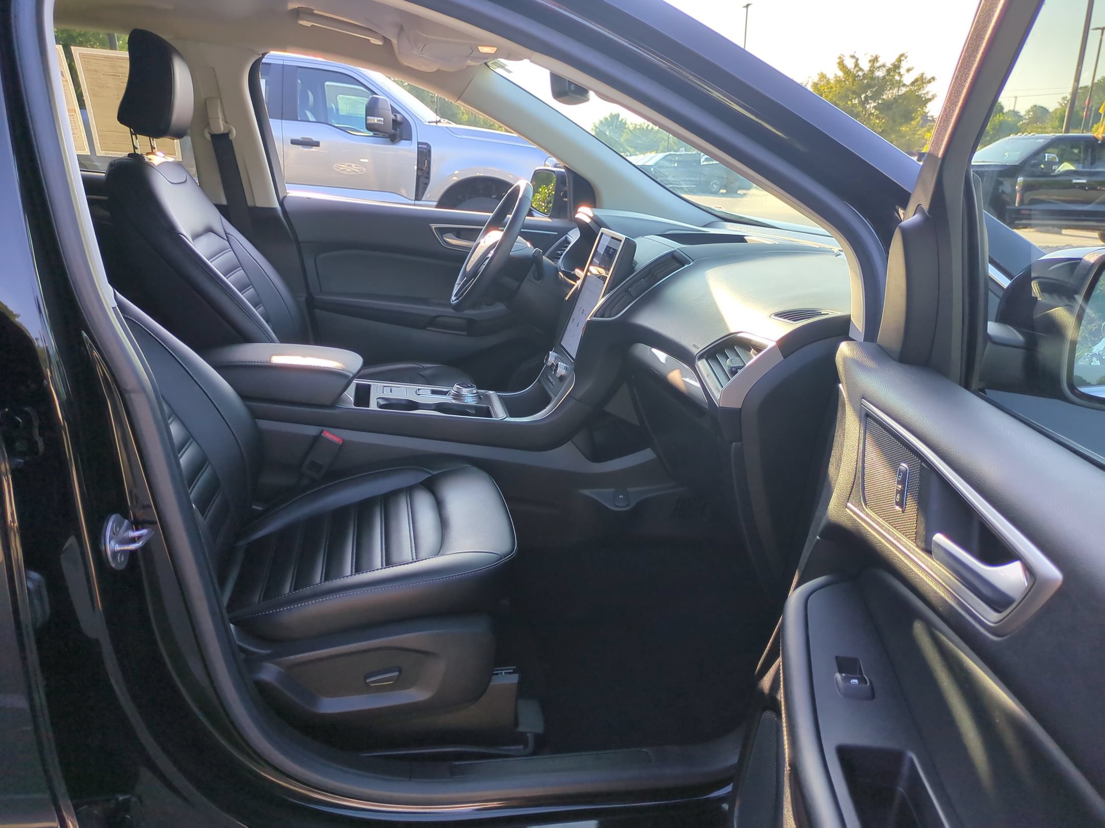 Certified 2023 Ford Edge SEL w/ Convenience Package AWD/4WD image 37