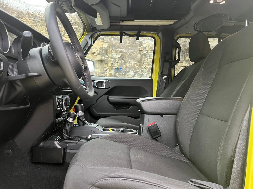 Used 2023 Jeep Wrangler Willys image 19