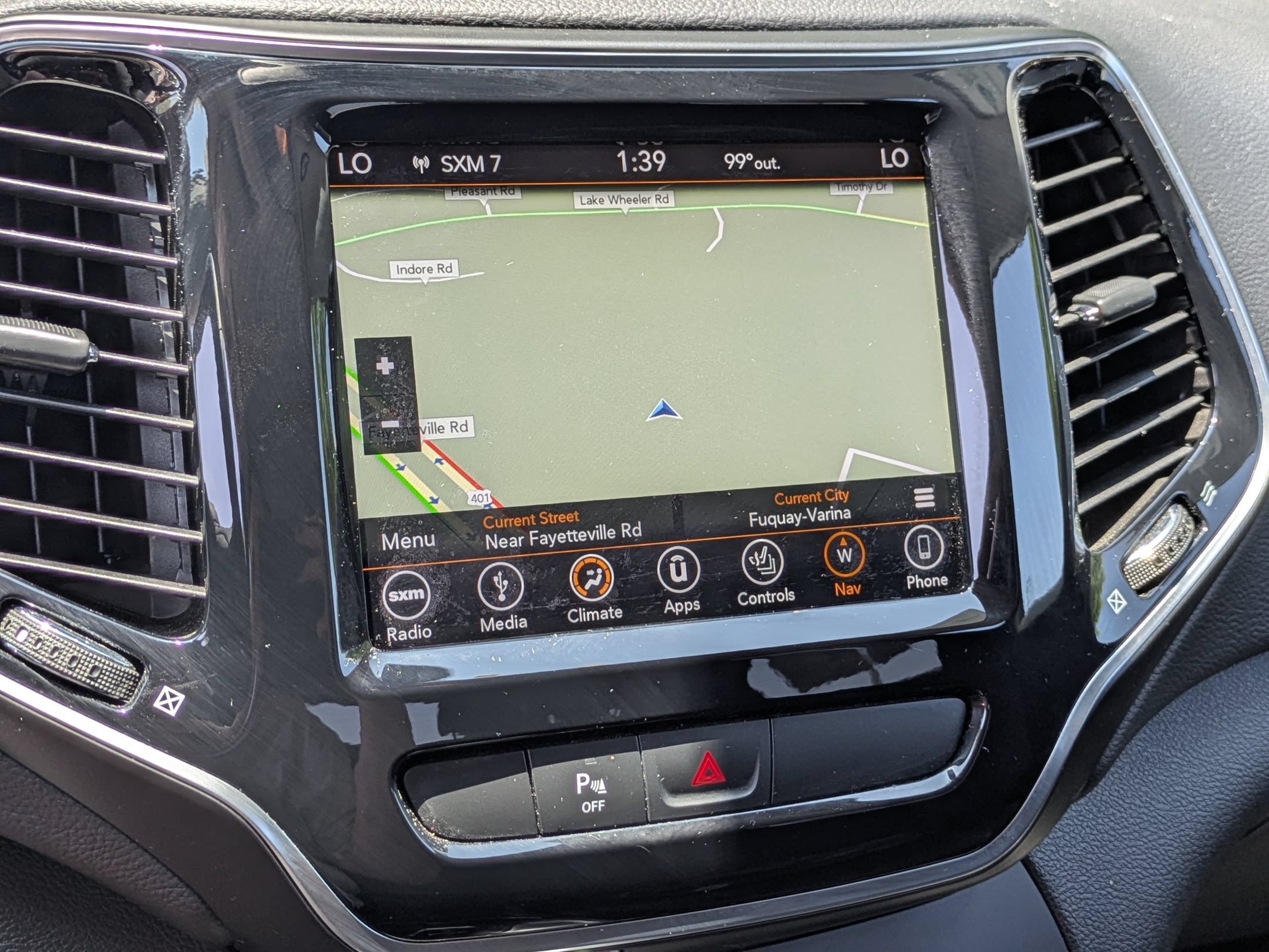 Used 2019 Jeep Cherokee Limited AWD/4WD image 20