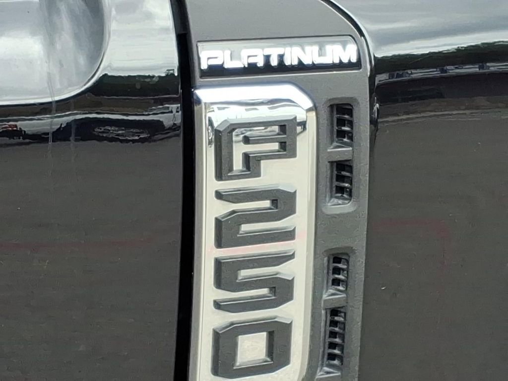 Certified 2024 Ford F250 Platinum AWD/4WD image 4