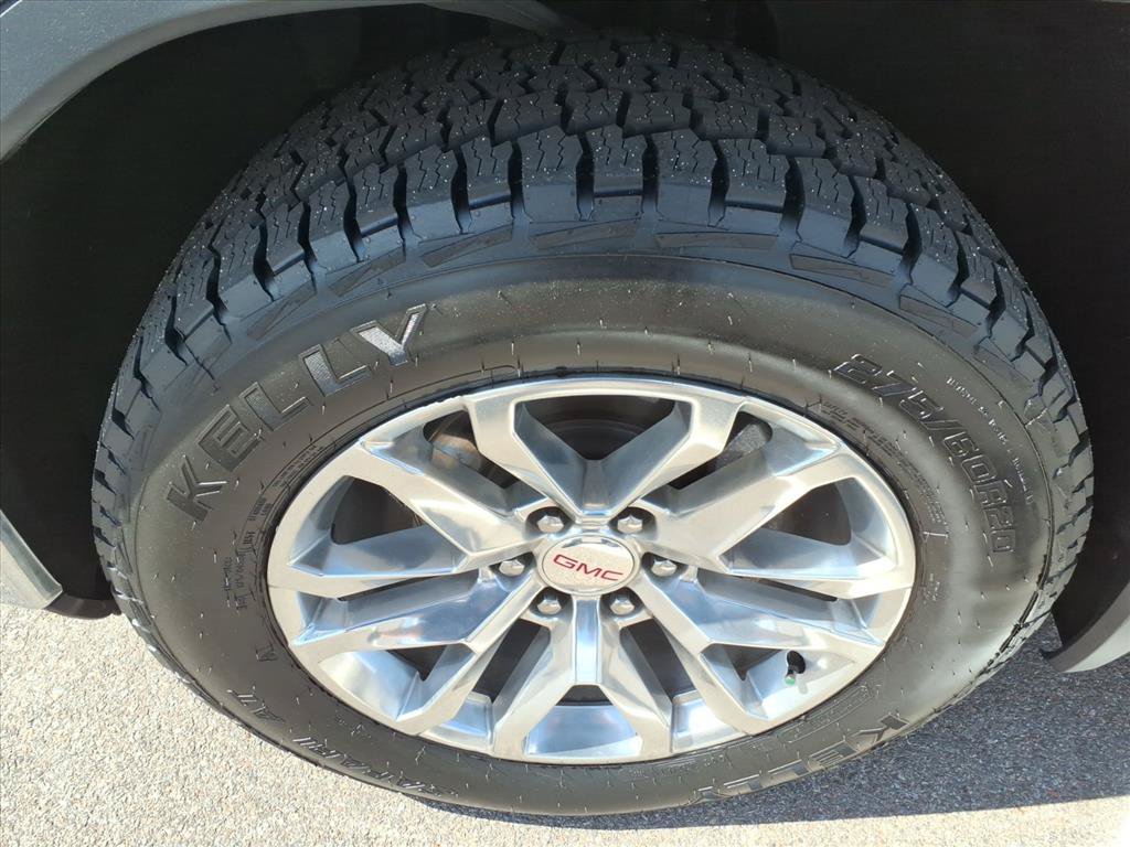 Used 2022 GMC Sierra 1500 SLT w/ SLT Premium Package AWD/4WD image 3