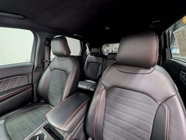 Certified 2024 Ford Edge ST-Line AWD/4WD image 13