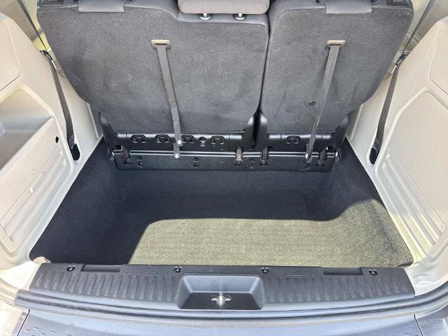 Used 2018 Dodge Grand Caravan SE w/ UConnect Hands-Free Group FWD image 24