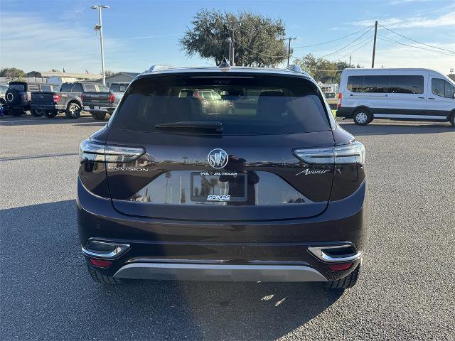 Used 2021 Buick Envision Avenir w/ Technology Package II image 4