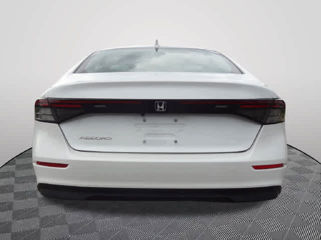 Used 2023 Honda Accord LX image 3