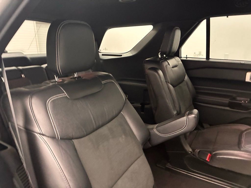 Certified 2023 Ford Explorer ST image 32