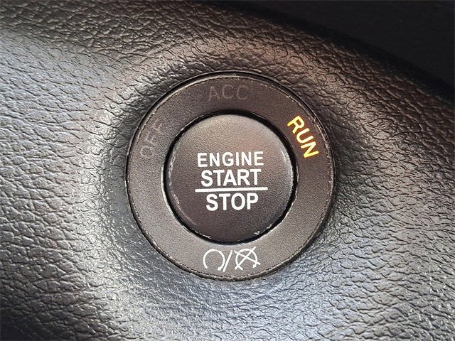 Used 2019 Jeep Cherokee Limited w/ Trailer Tow Group image 23