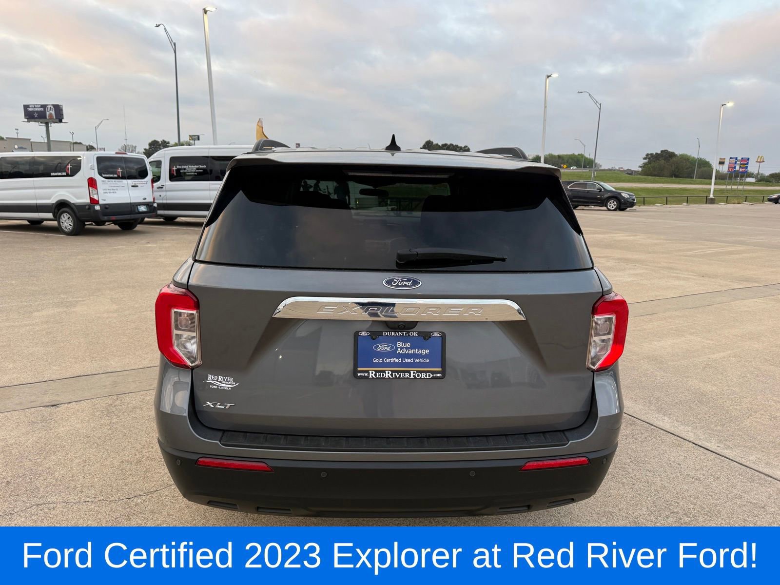Certified 2023 Ford Explorer XLT image 4