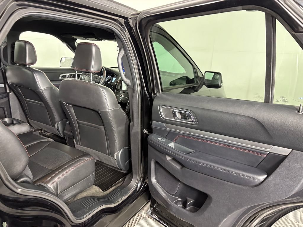 Certified 2018 Ford Explorer Sport AWD/4WD image 36