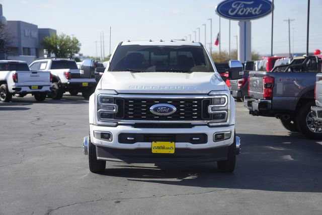 Certified 2024 Ford F450 Platinum w/ FX4 Off-Road Package AWD/4WD image 3