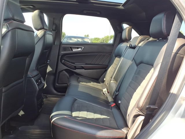 Certified 2023 Ford Edge ST-Line AWD/4WD image 11