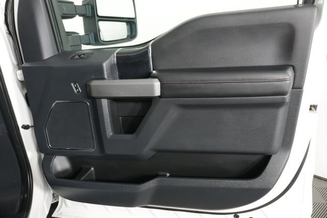 Certified 2022 Ford F450 Platinum w/ FX4 Off-Road Package image 31