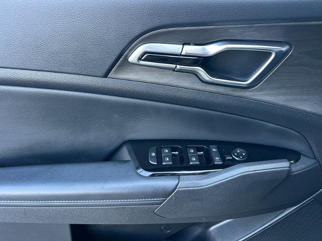 Used 2023 Kia Sportage X-Line image 5