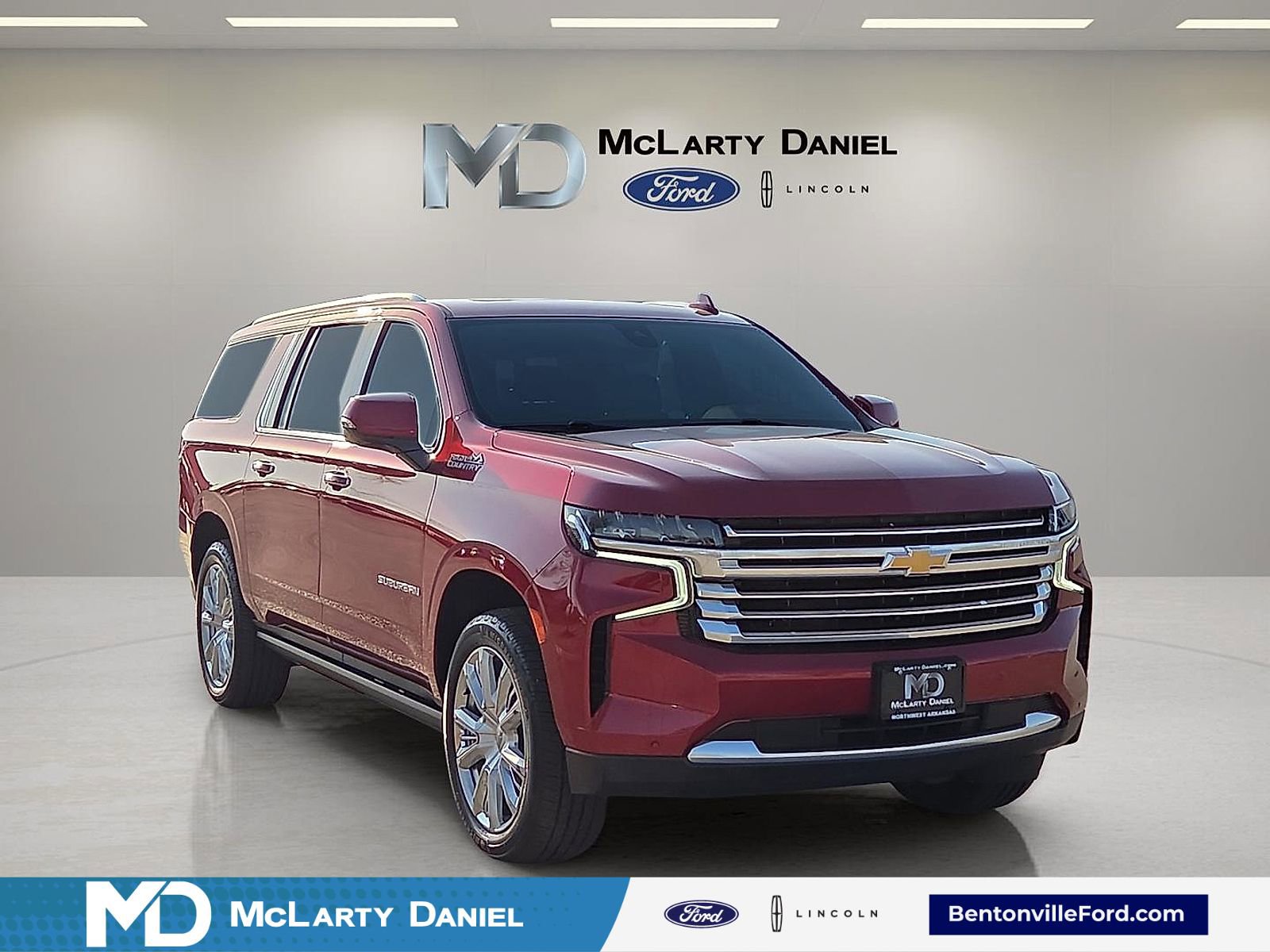 Used 2022 Chevrolet Suburban High Country AWD/4WD image 1