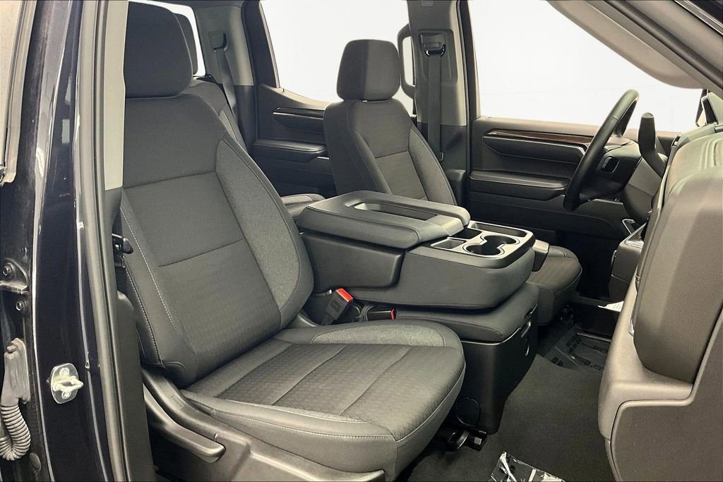 Used 2024 Chevrolet Silverado 1500 LT image 9