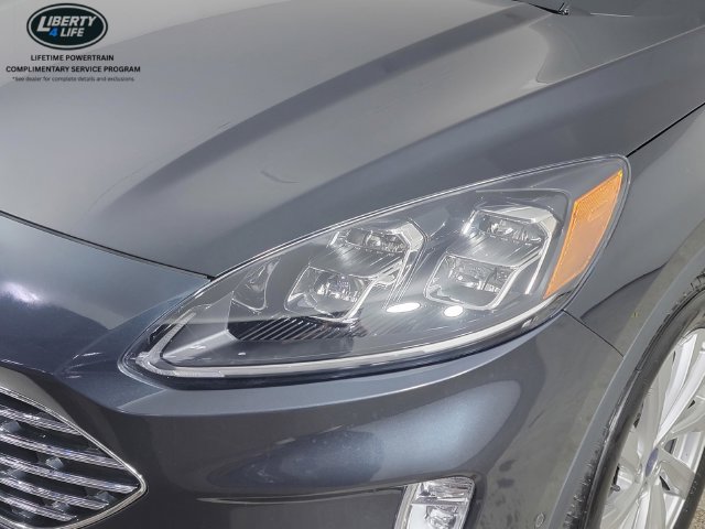 Certified 2022 Ford Escape Titanium w/ Titanium Elite Package AWD/4WD image 11