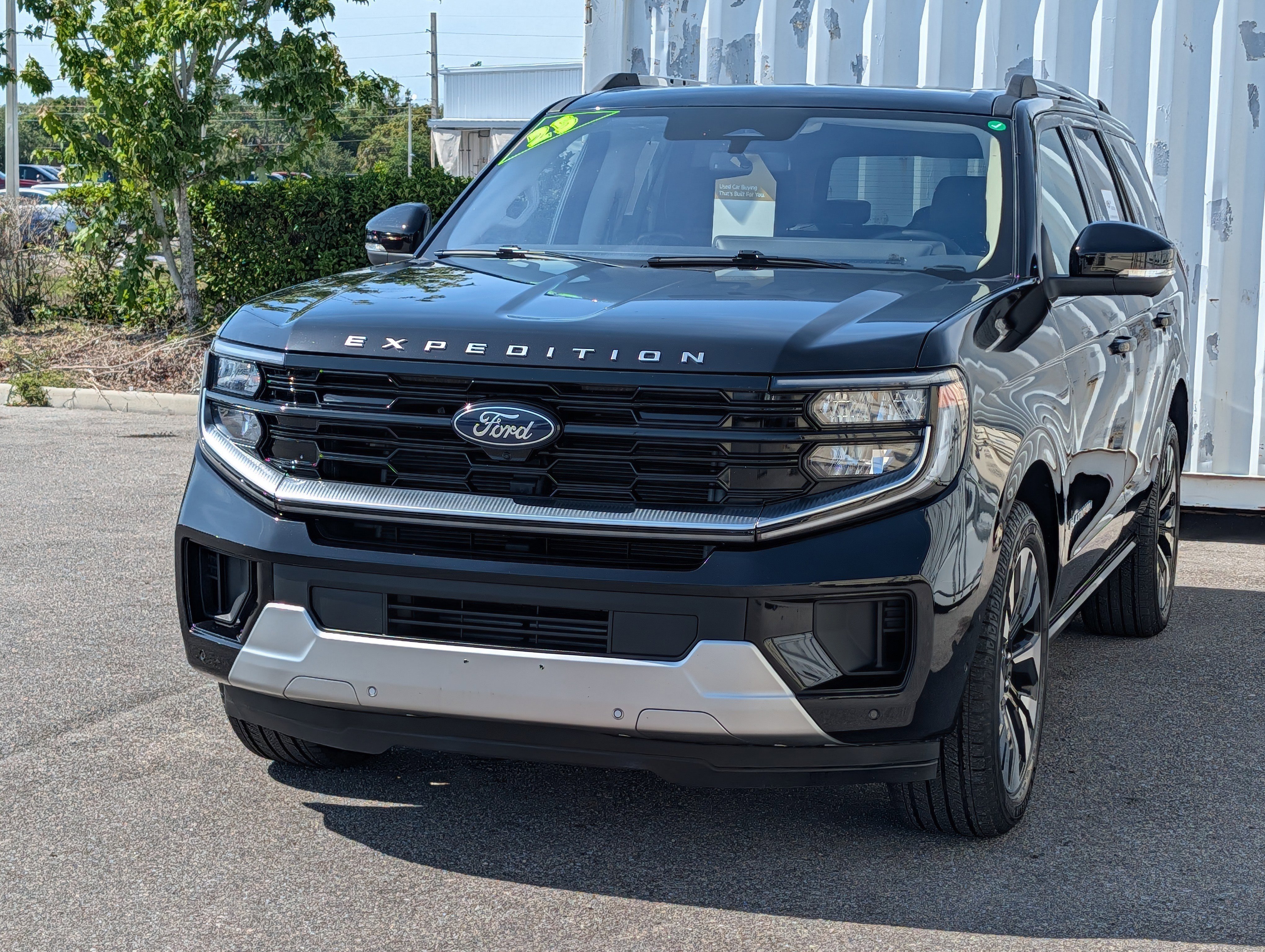 Certified 2025 Ford Expedition Platinum w/ Driver's Package AWD/4WD image 7