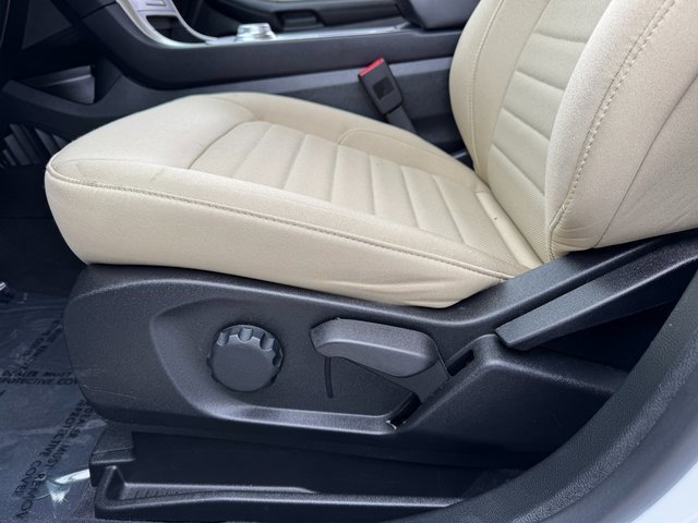 Certified 2024 Ford Edge SE image 15