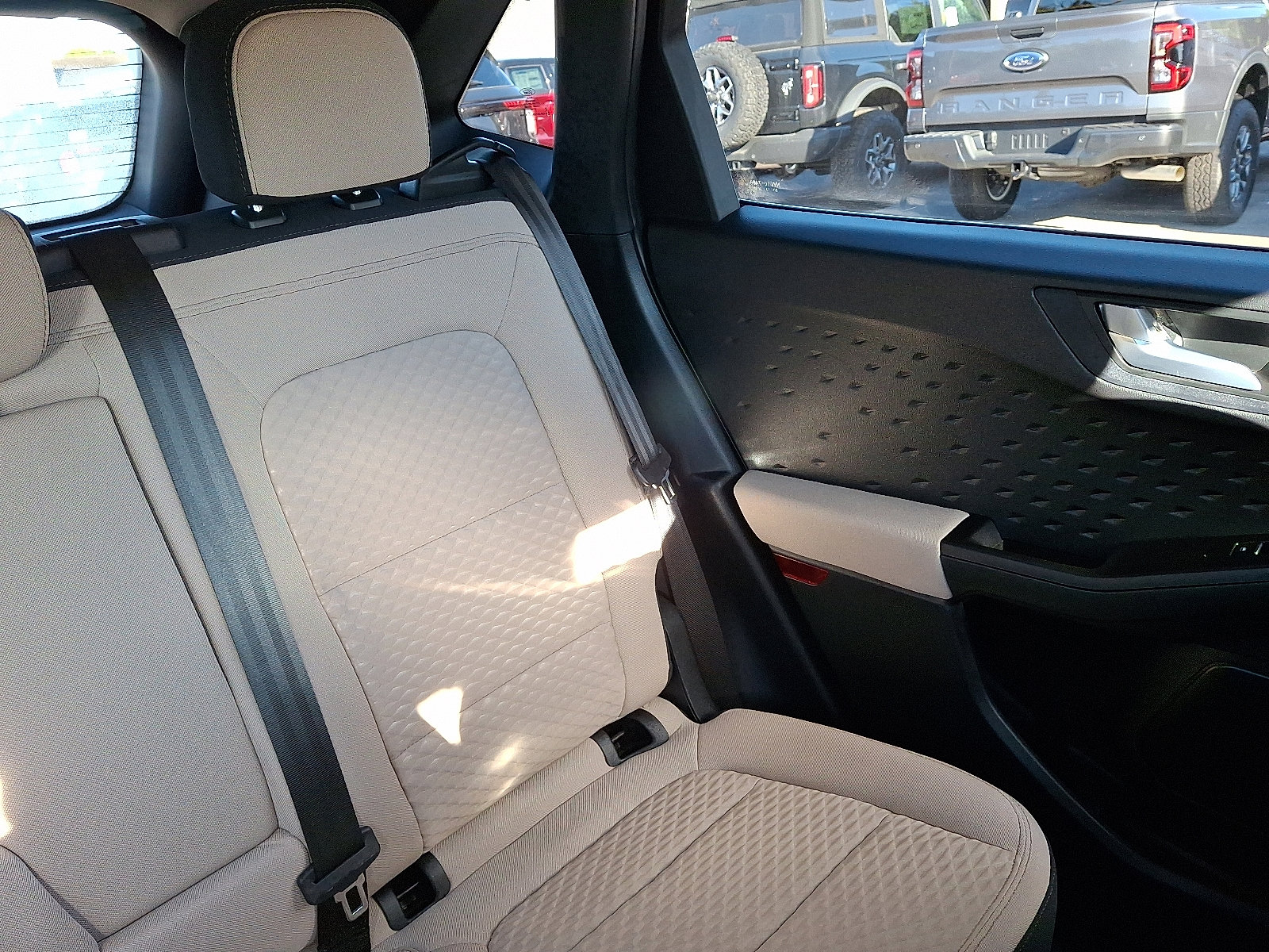 Certified 2020 Ford Escape SE image 20