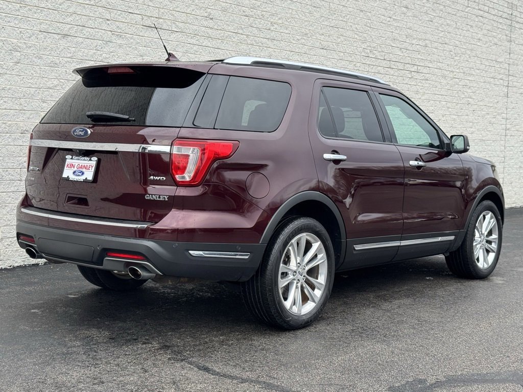 Certified 2018 Ford Explorer Limited w/ Equipment Group 301A image 3