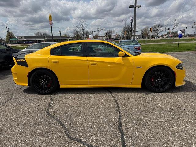 Used 2018 Dodge Charger R/T RWD image 5
