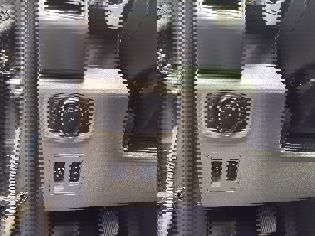 Certified 2018 Ford F150 XLT w/ Equipment Group 301A Mid image 17