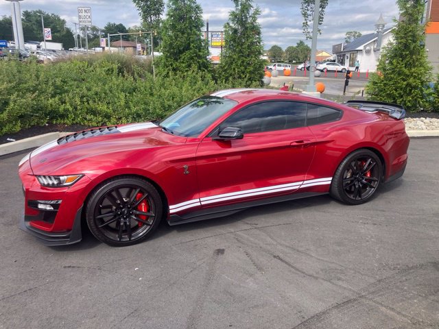 Certified 2021 Ford Mustang Shelby GT500 w/ Technology Package RWD image 2