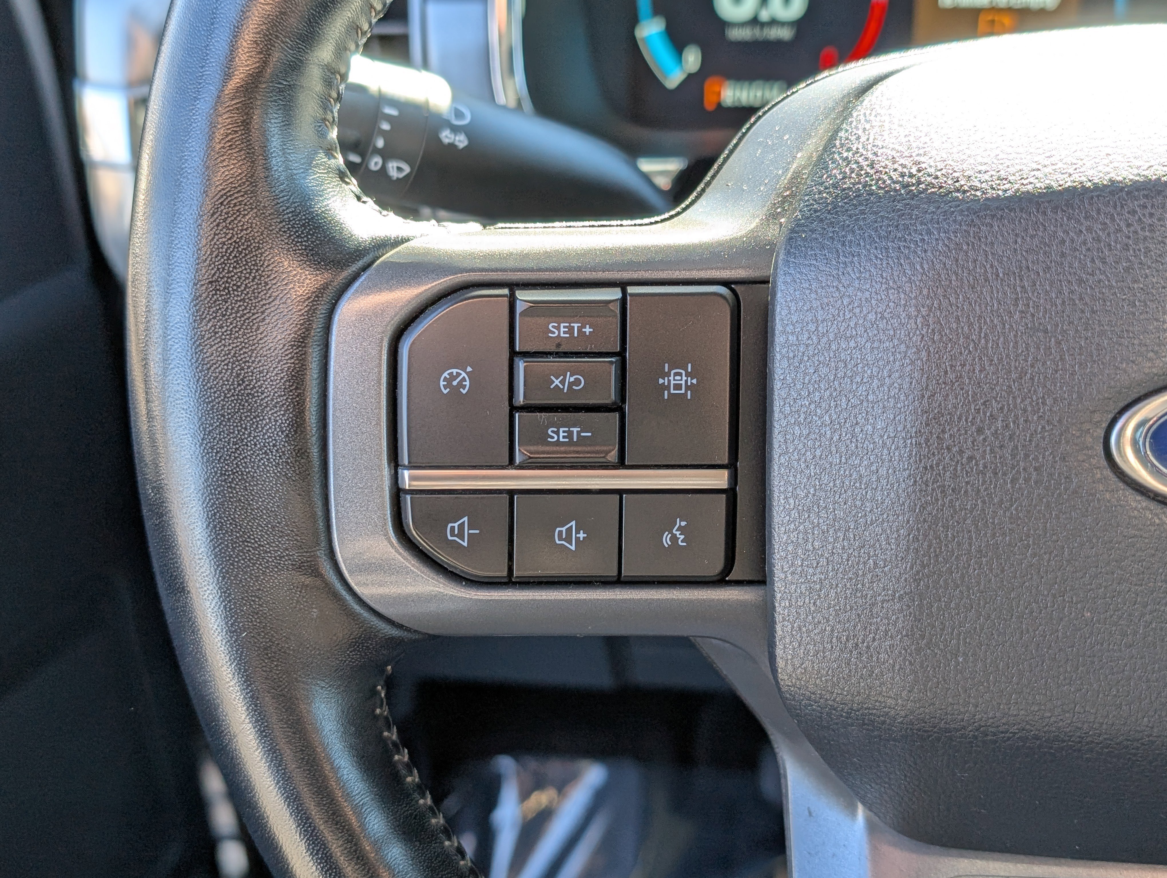 Certified 2021 Ford F150 Lariat image 21