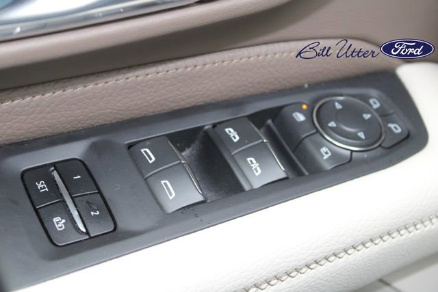 Used 2024 GMC Yukon XL Denali image 21