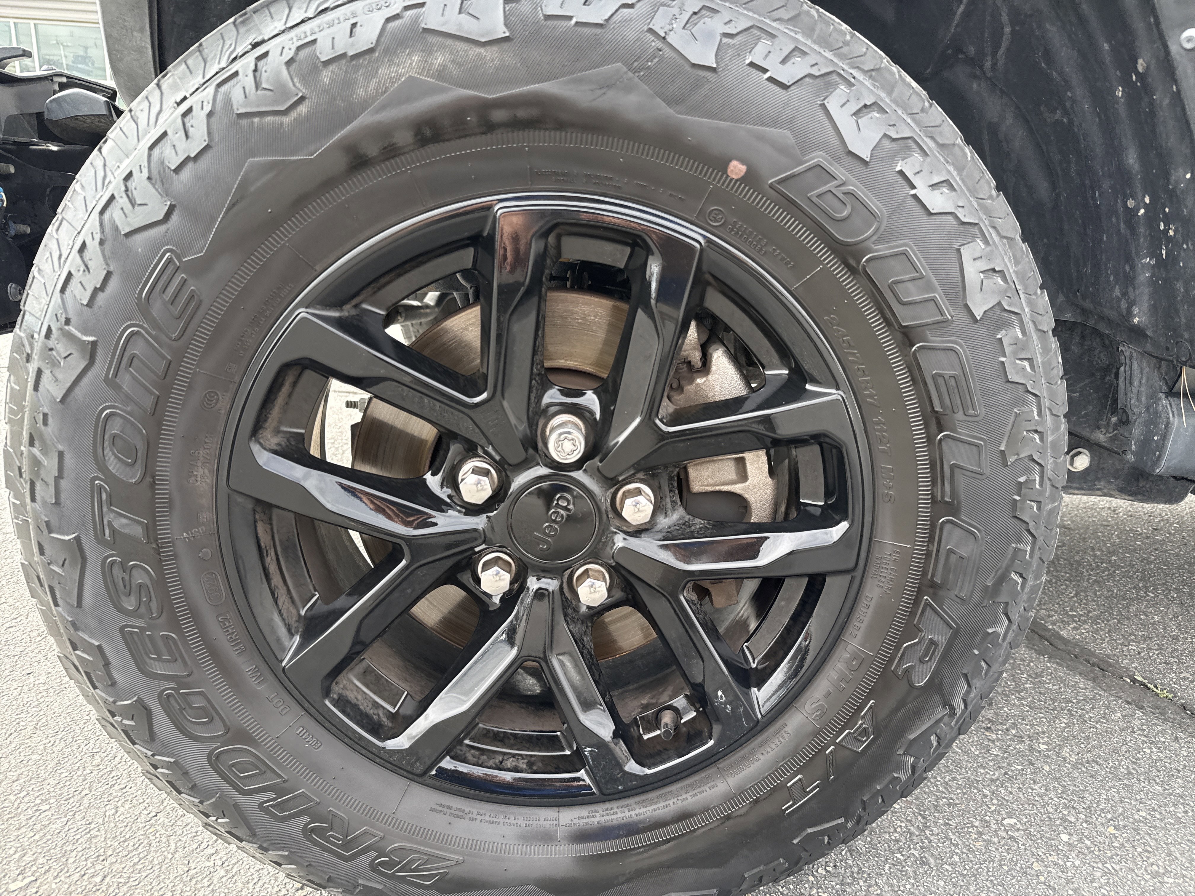 Used 2023 Jeep Gladiator Sport image 10